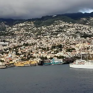 casa-albatros.madeira-islandshotels.com/