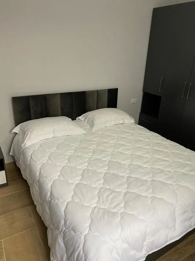Ferienwohnung Eagle'S Nest Shkodra