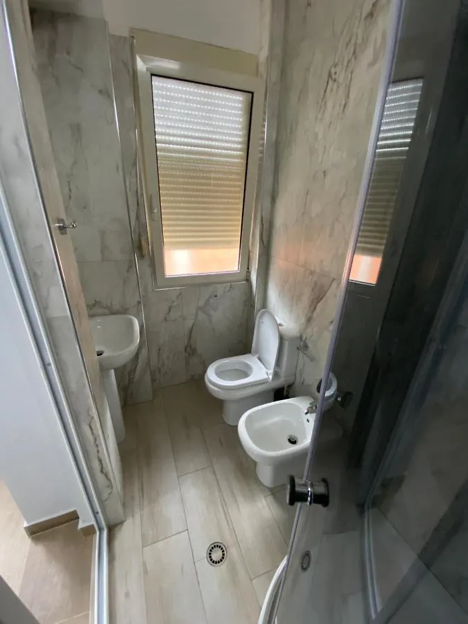 Eagle'S Nest Apartment Shkoder