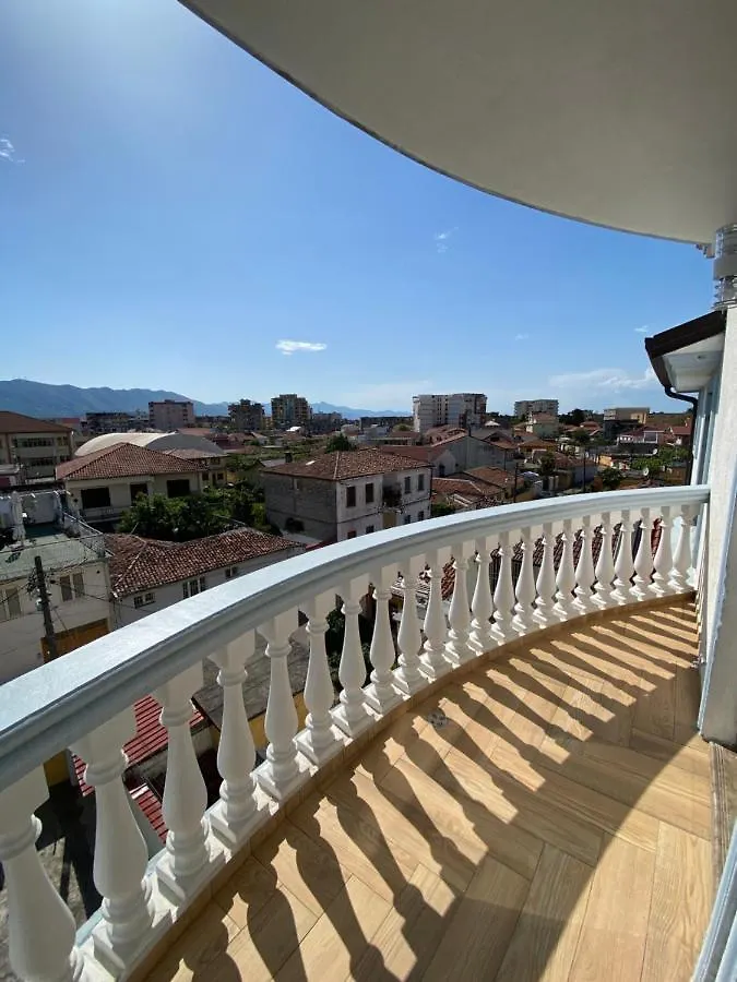 Eagle'S Nest Apartment Shkoder 0*,