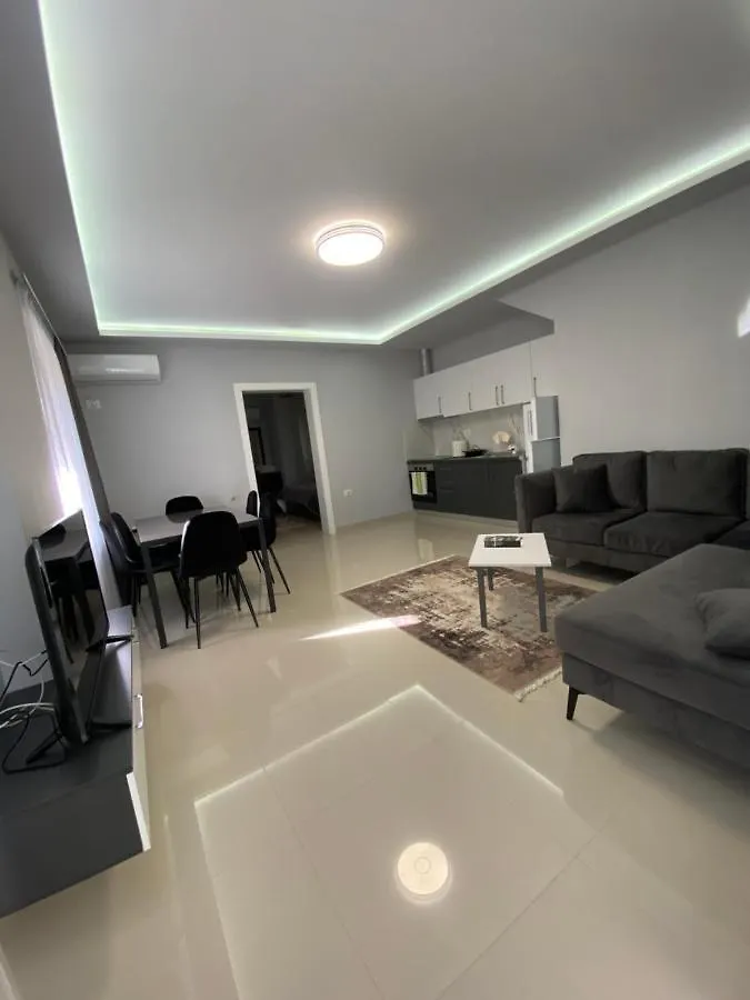Eagle'S Nest Apartment Shkoder Albania