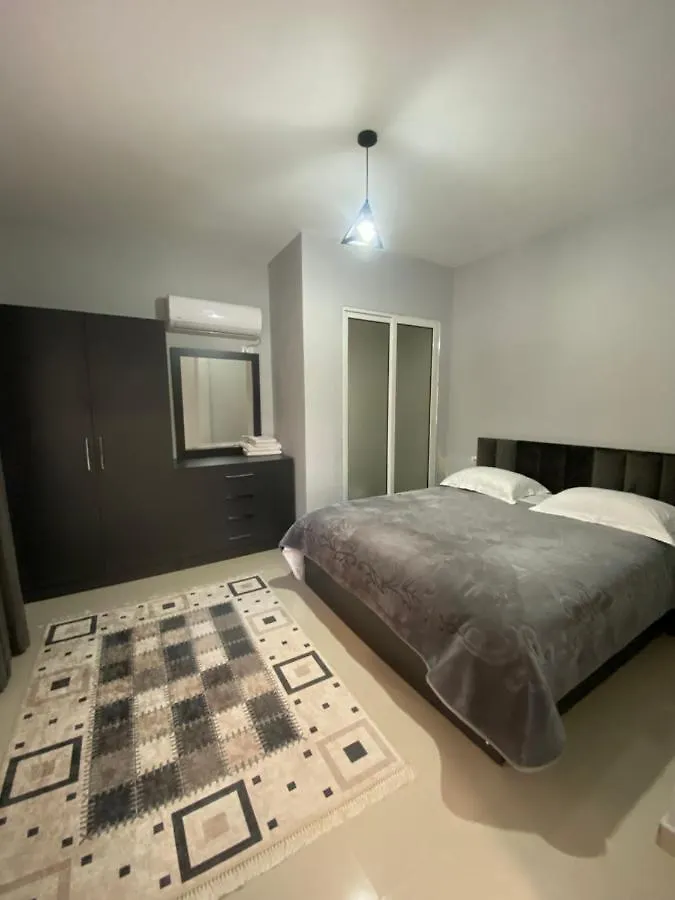 Eagle'S Nest Apartment Shkoder 0*,
