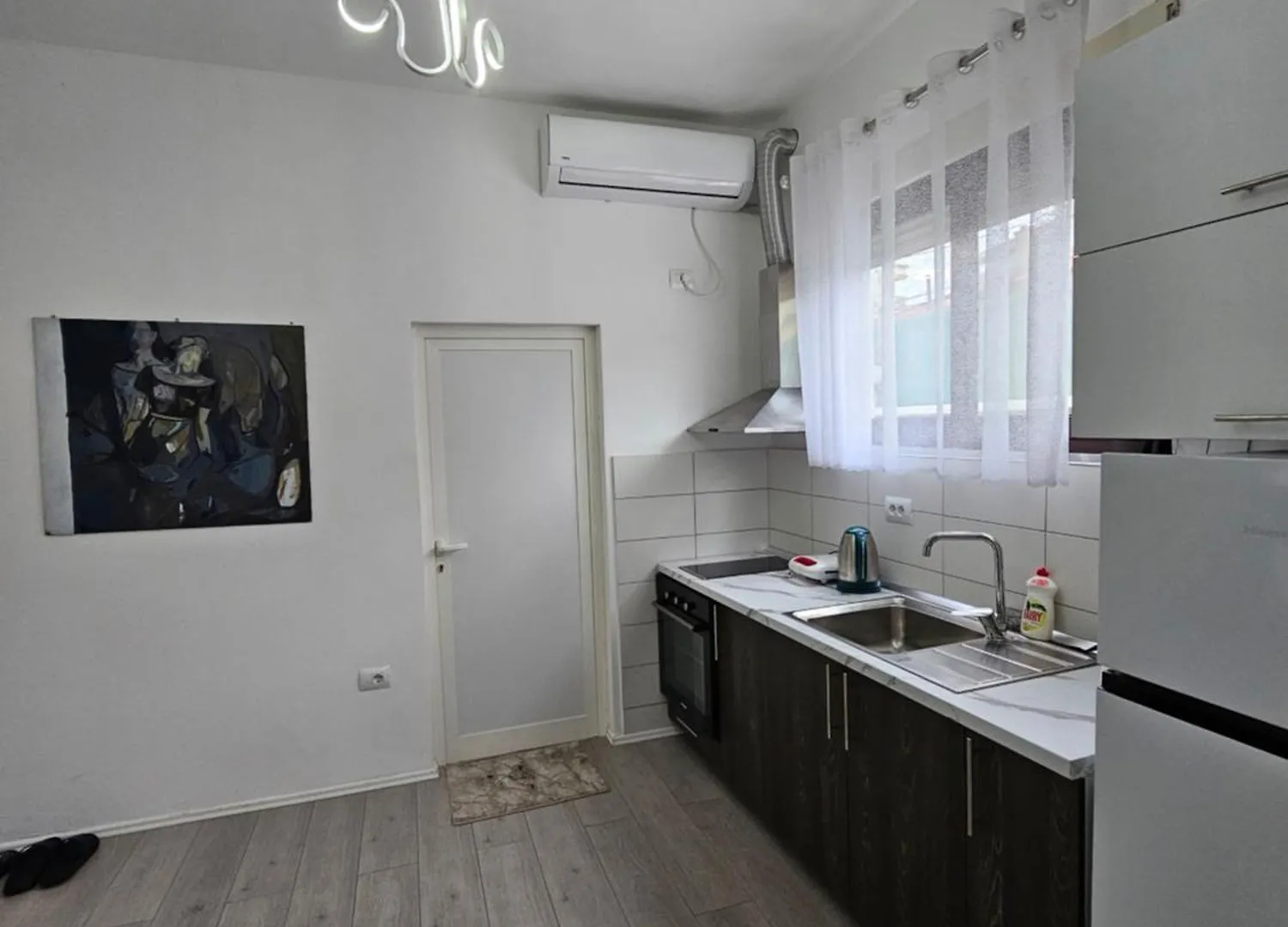 Eagle'S Nest Apartment Shkoder